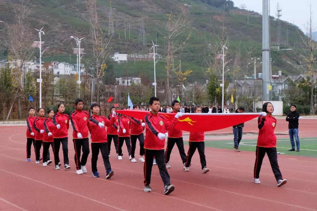 昭通龙泉中学图片