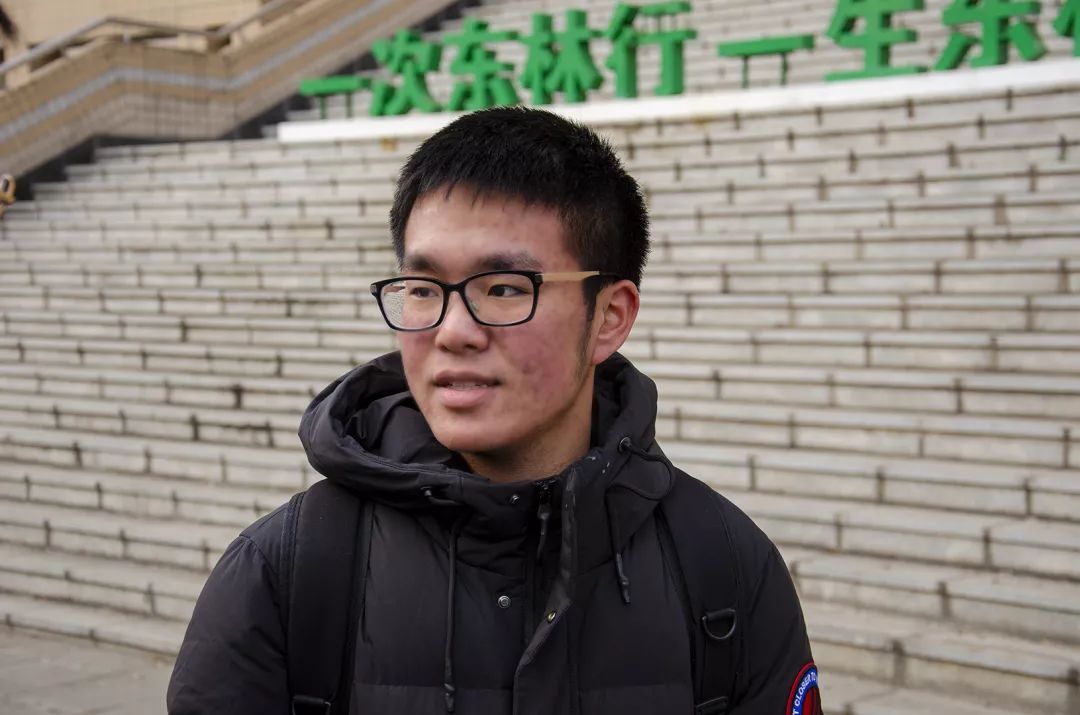 文法学院吴文浩认为大学在收获知识的同时,也结交到来自五湖四海的