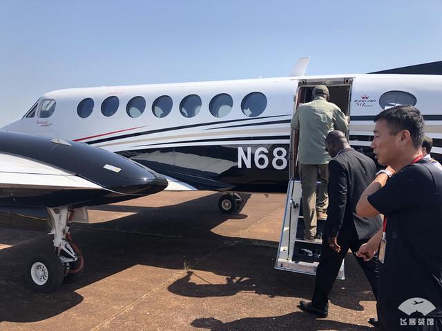 揭秘大佬爱买的9座私人飞机,比奇空中国王350i,内部空间太迷你