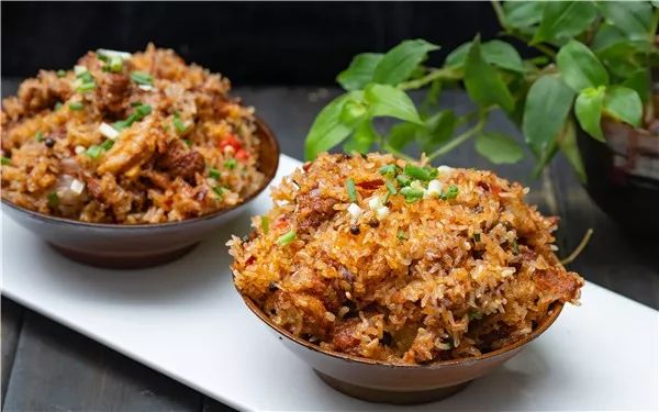 (中国名菜,县级非物质文化遗产)巫山烤鱼是巫山地标性美食,是巫山饮食