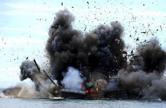 印尼与越南两国的关系比较微妙,两国主要的矛盾纠纷就是在纳土纳群岛.