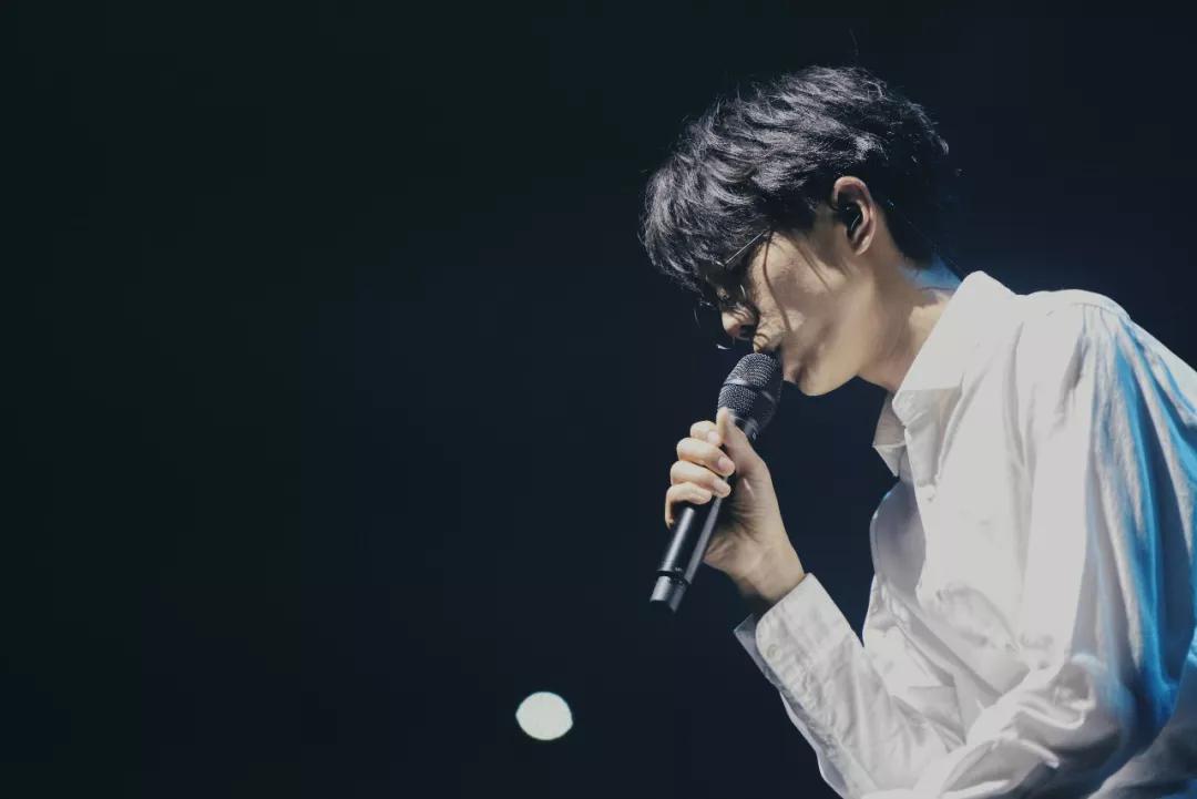 理想永续,目光有星光 | 陈鸿宇「理想三旬」北京工体演唱会回顾