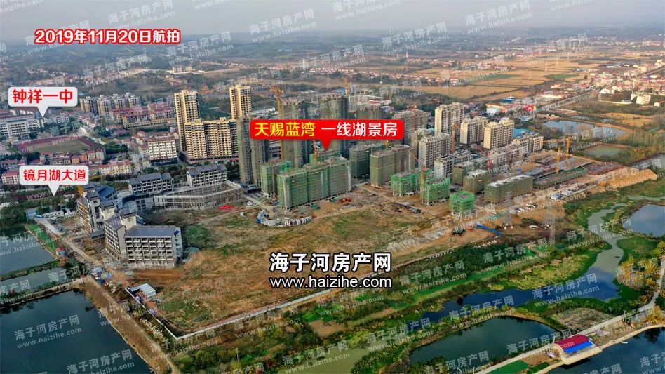 钟祥天赐蓝湾中央景观轴雏形已现步移景异彰显诗意人生