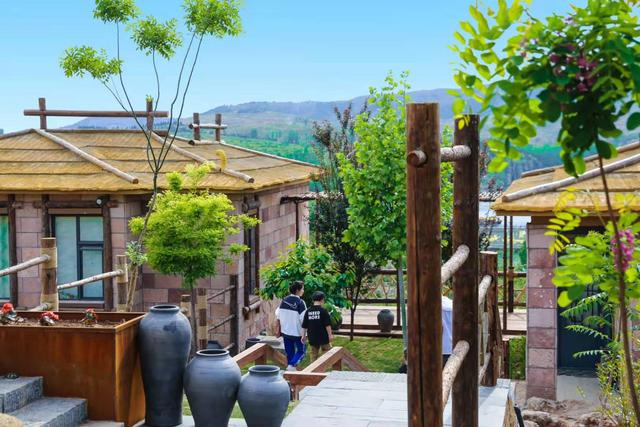 商陶里而现在,为了给大家更好的游玩体验,万泉湖景区更是放大招了