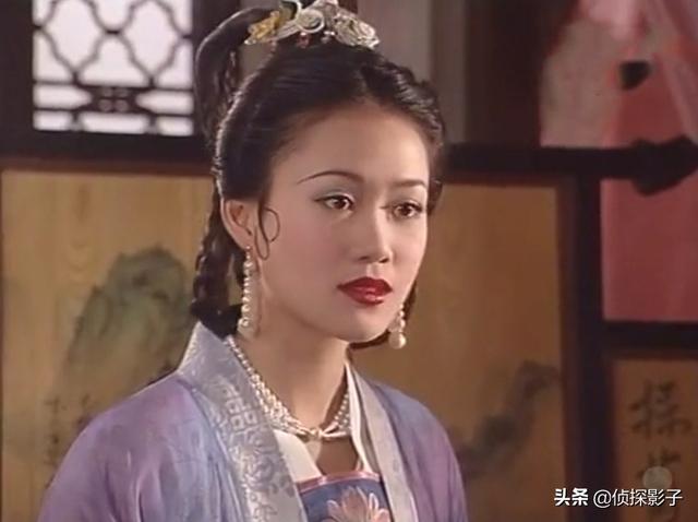 梁小冰扮演大唐聂隐娘,歌姬造型很美艳,日常造型清纯无害