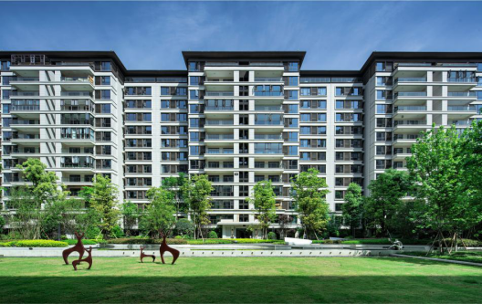 中铁建抢占了武侯新城豪宅市场的先机,西派宸樾府作为西派城的最后一