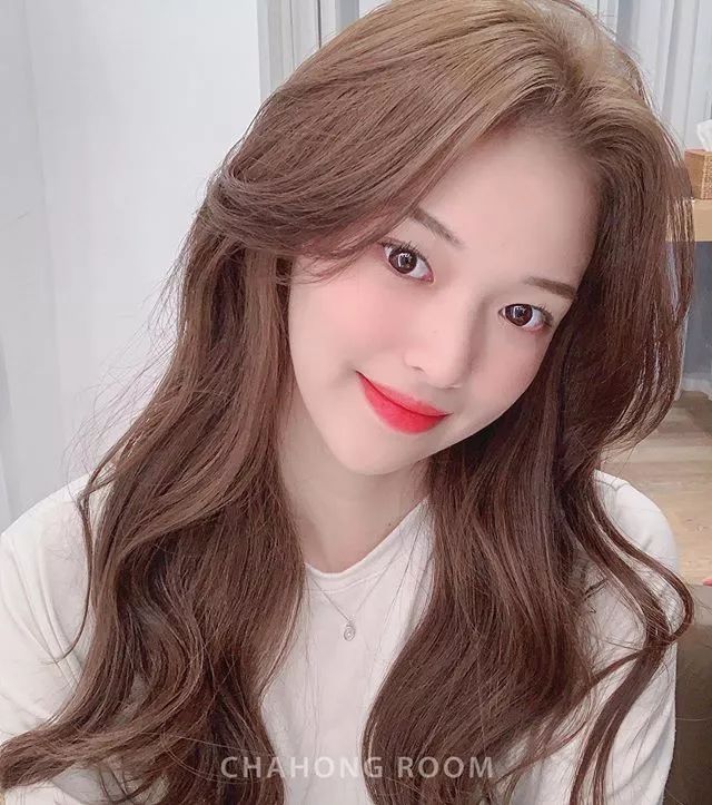 今冬流行韩风大波浪一看就很美好想试试同款发型