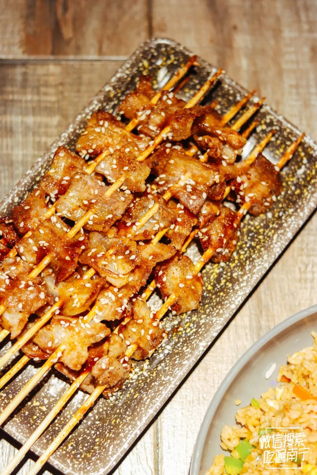 进口啤酒扎啤买1送1!南宁酒友速来这个酒吧集合,喝到咩都不怕!_老友