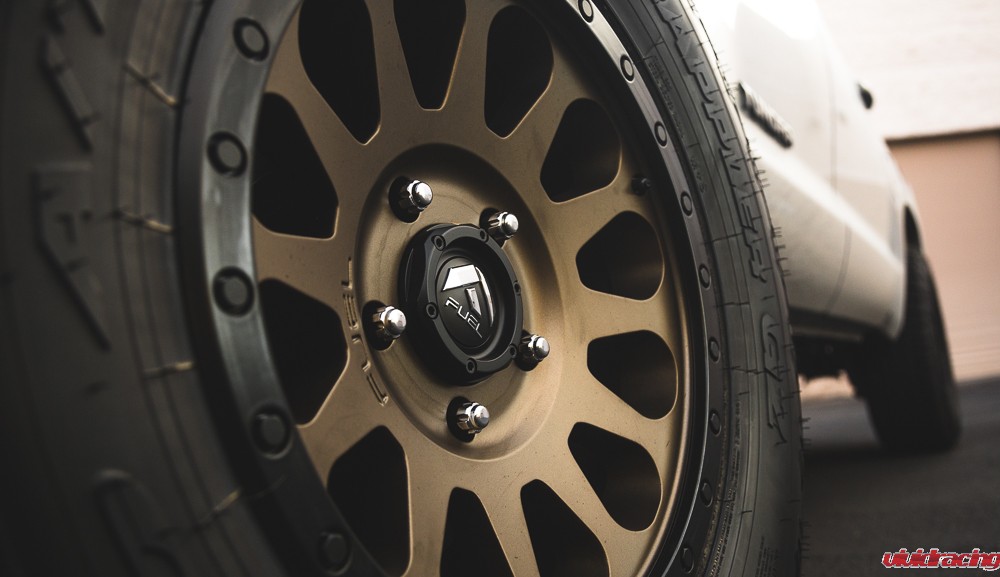 丰田tundratrd项目上的d600燃料轮毂国际汽车配件展览会