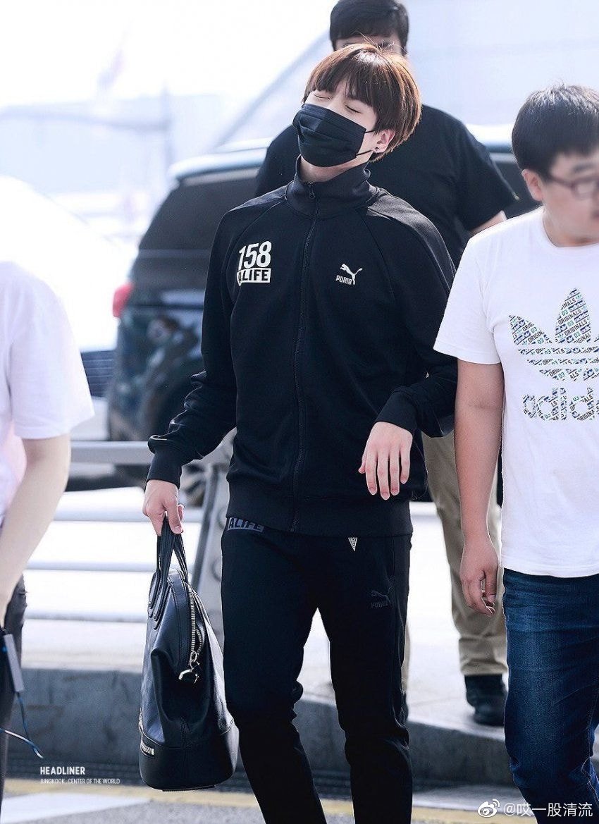 脑壳超级圆滚滚!田柾国可爱爆炸的圆圆椰子头系列