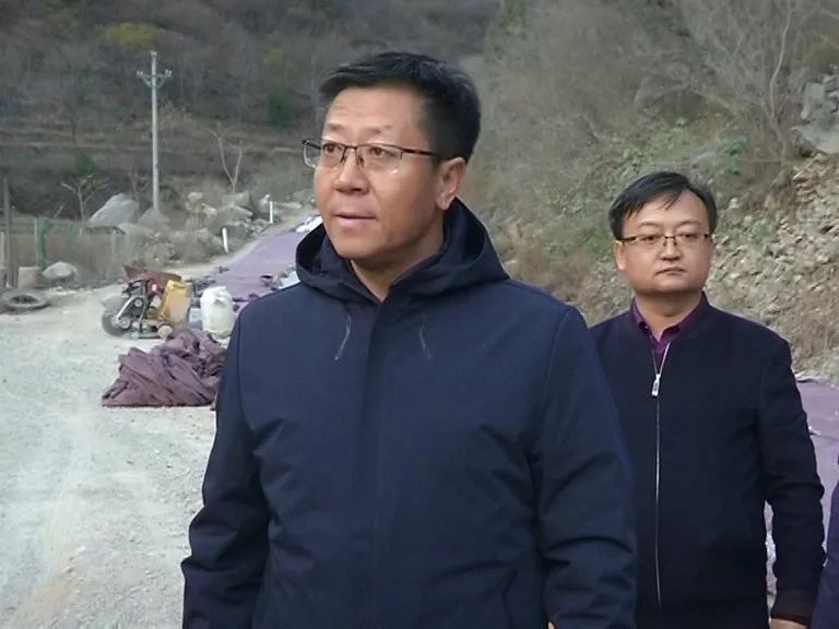 高喜全调研四好农村路和大阳旅游公路建设情况