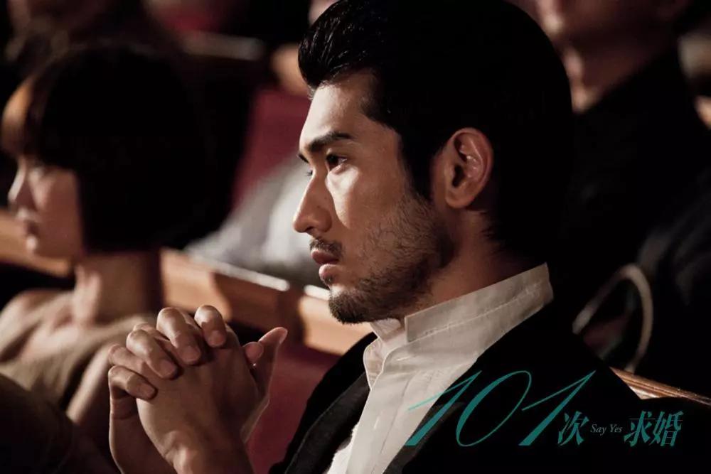 2006年,高以翔因电视剧《爱情魔发师》正式进入演艺圈.