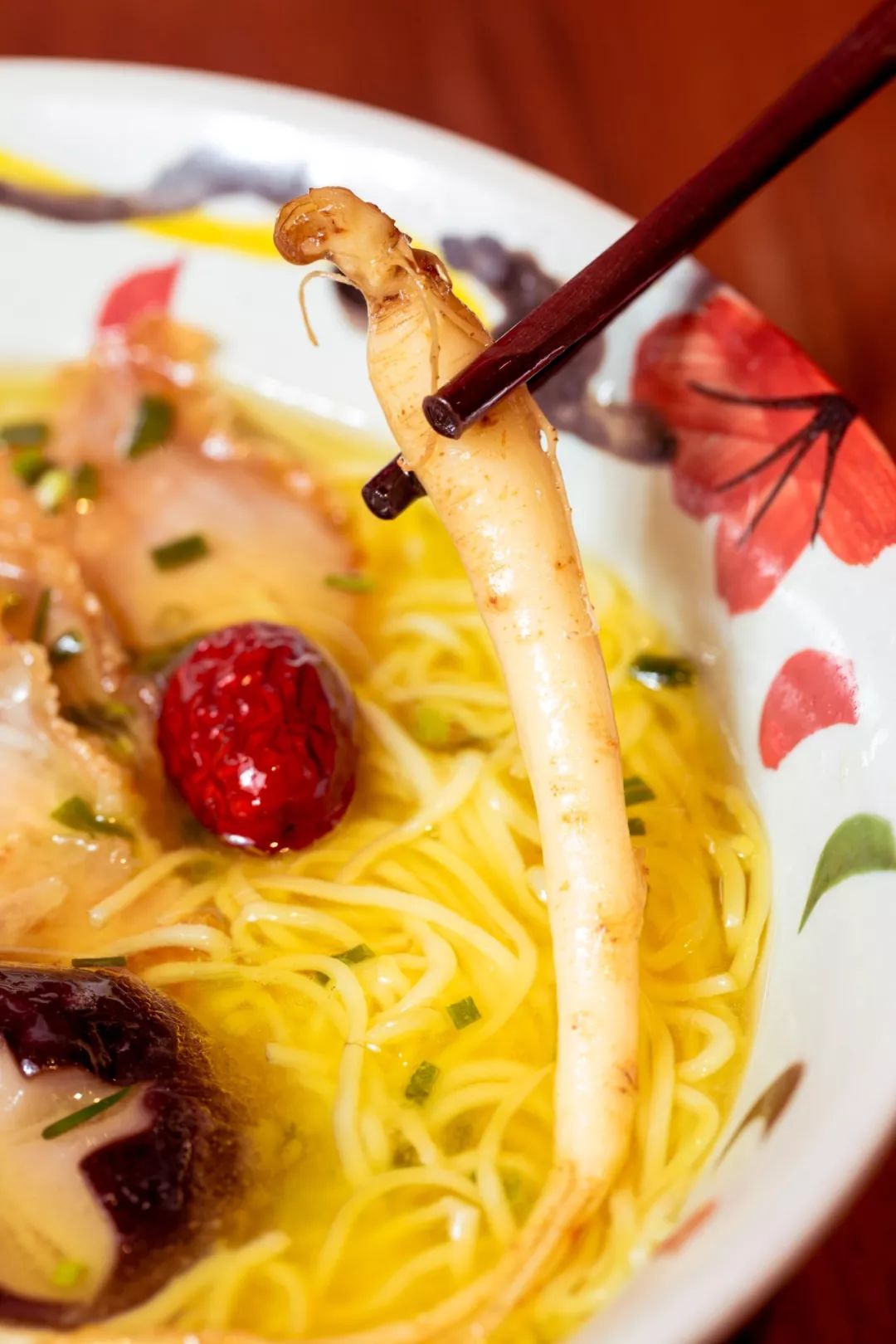 面馆界的黄金斗士,lamer级黄金鸡汤面_桂花