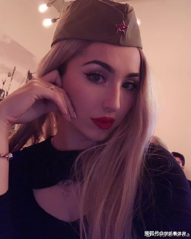 可兰白克前女友移民美国当程序员,丈夫看着很憨厚,可兰单身5年_玛丽塔