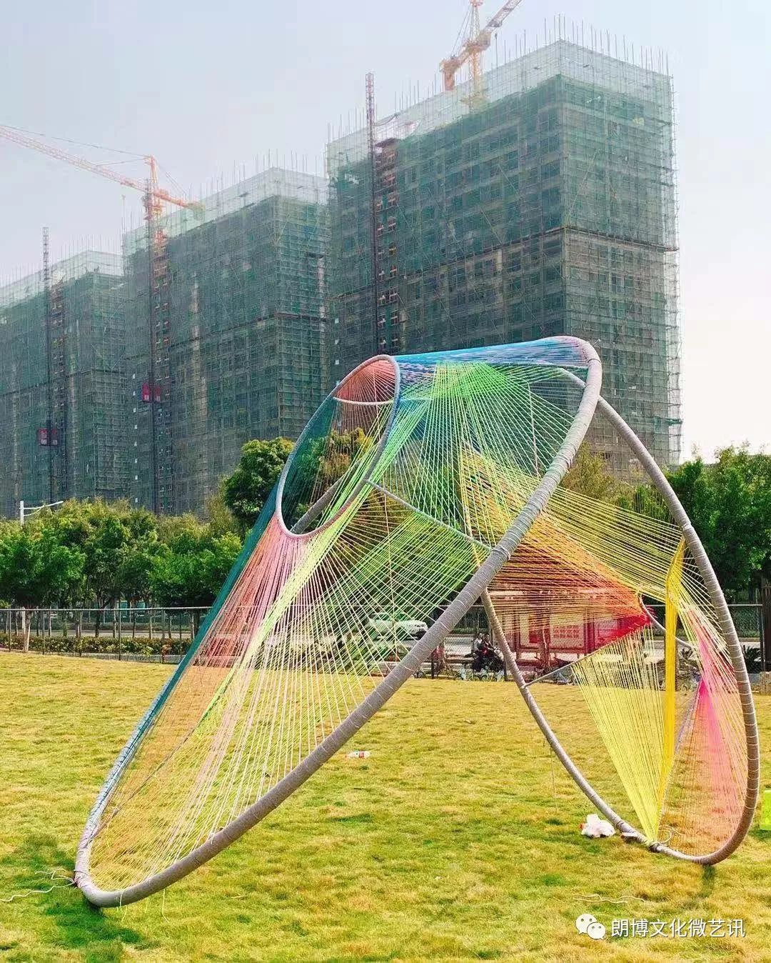 朗博带你看展览共想户外公共艺术作品登陆广艺相思湖校区大草坪