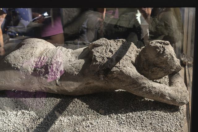 意大利赏古览今行之十八:庞贝古城