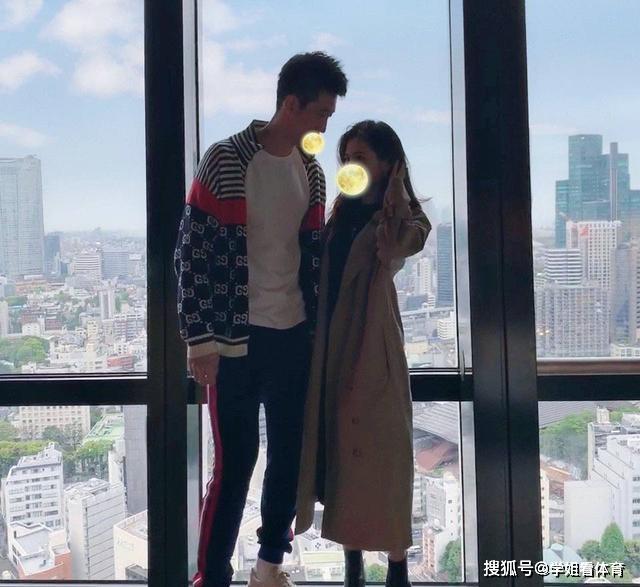 原创刘志轩发球失误,赛后遭网友"围攻",他霸气反击,获女友支持