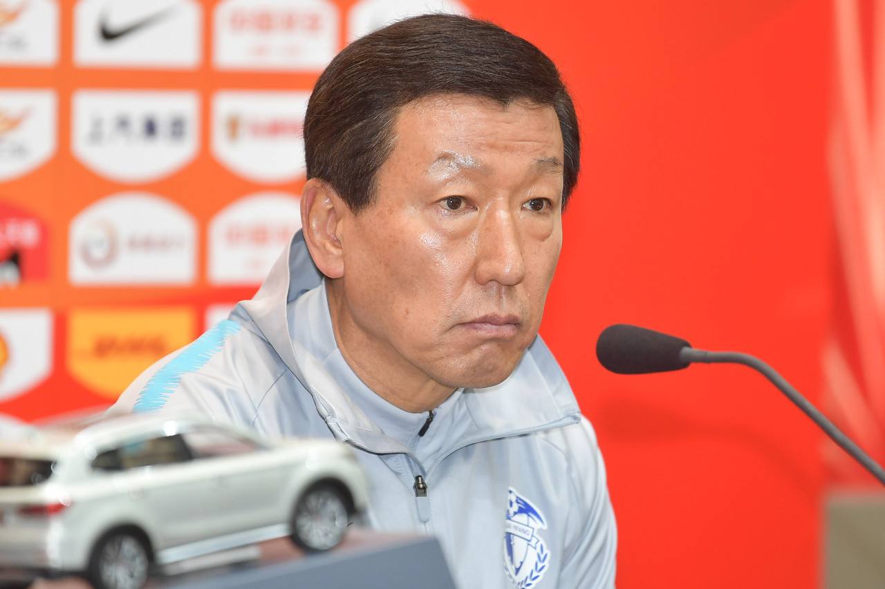 好消息!曝韩国主帅申台龙抵达中国,建议韩国人执掌中国男足20年_天津
