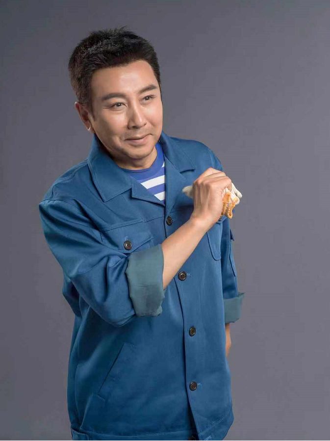 主演郭海峰(张自豪扮演者)"远望"气质神还原!