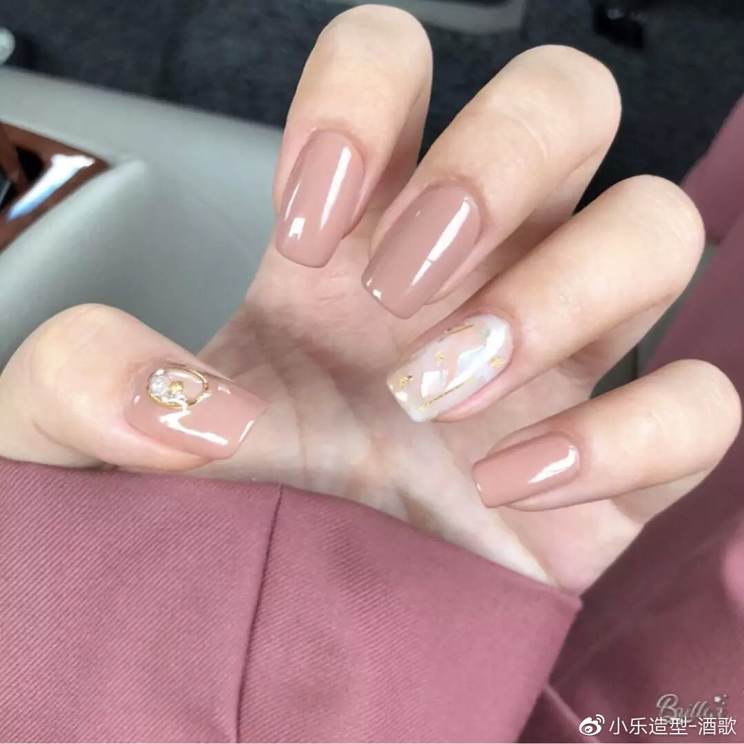 这个秋冬你的美甲样图我承包了!_指甲