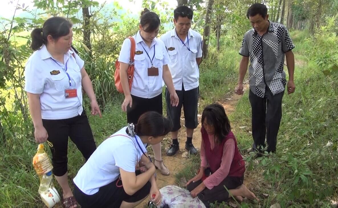 爱在平凡中闪闪发光来自蕲春县民政局救助站的报道