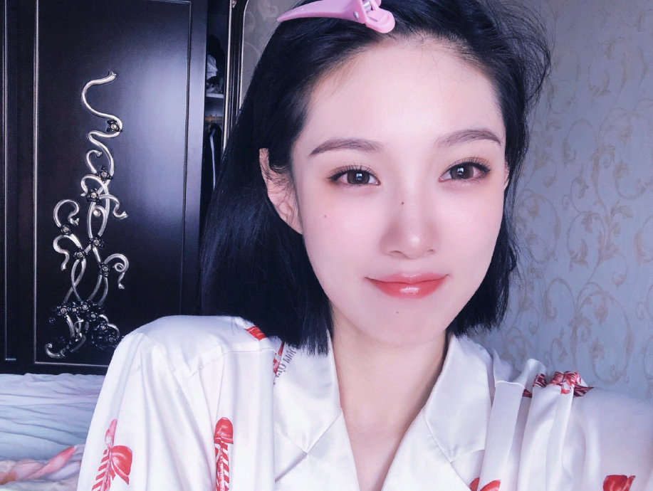 《心灵法医》的黄小蓉,中戏新人演员,曾出演《欢乐颂2》_张庭菲