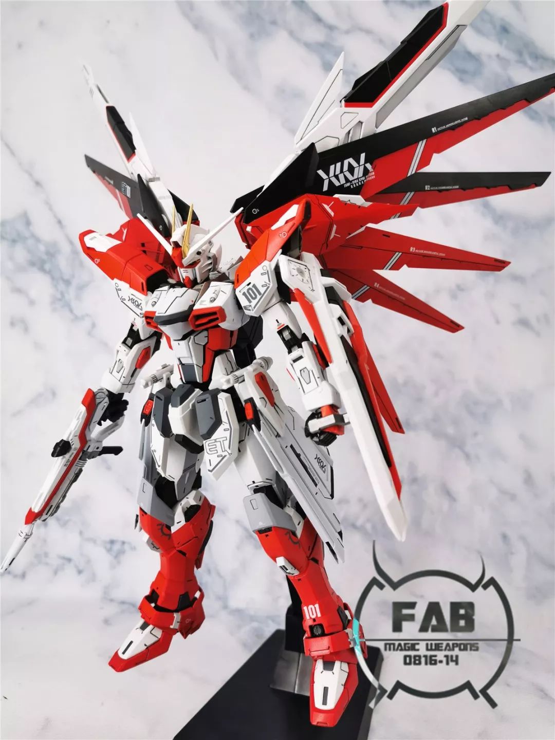 红白换色mg自由高达20的另一种样子