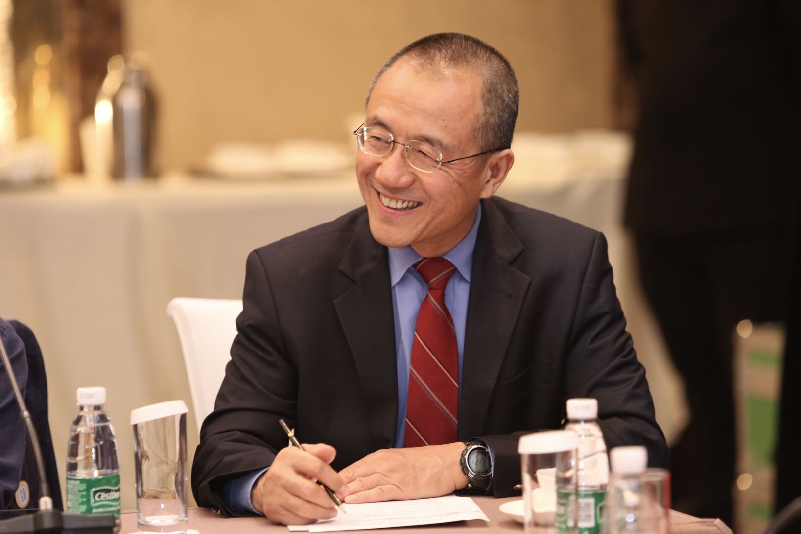 原创对话高西庆中国股市赌性大但不是赌场致知100人第38期