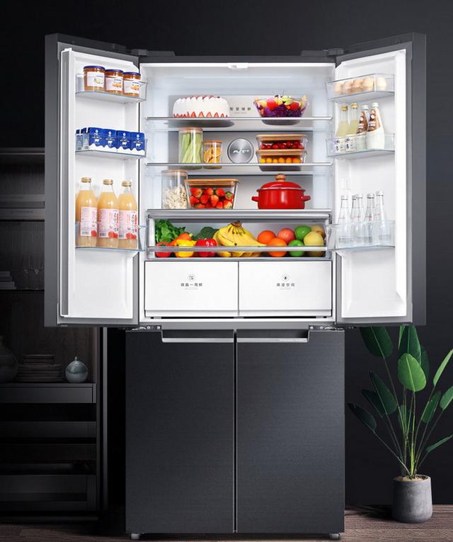 超大冰箱表现不俗大家庭需要大冰箱不妨试试它