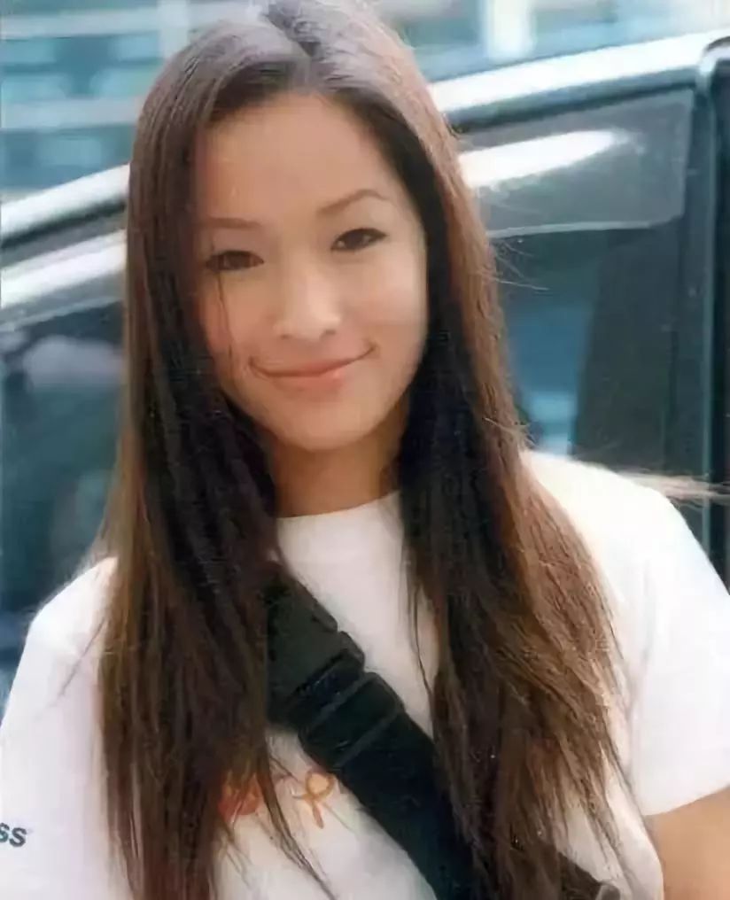 出道20年的萧亚轩曾经辣么牛