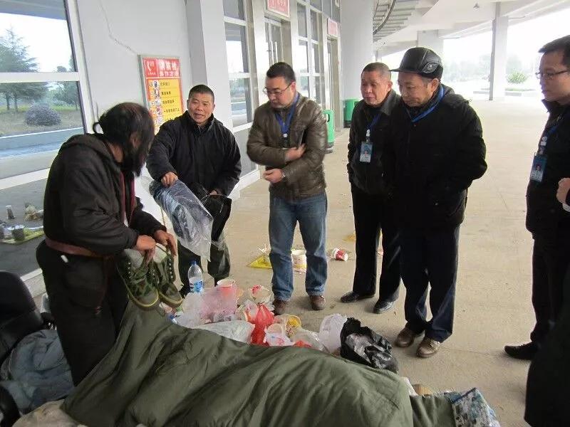 衡阳市救助站寒冬送温暖专项救助行动开启