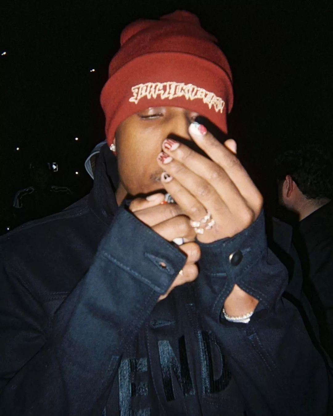 明星惊呆rocky官宣12月重返瑞典他是又想进去了吗