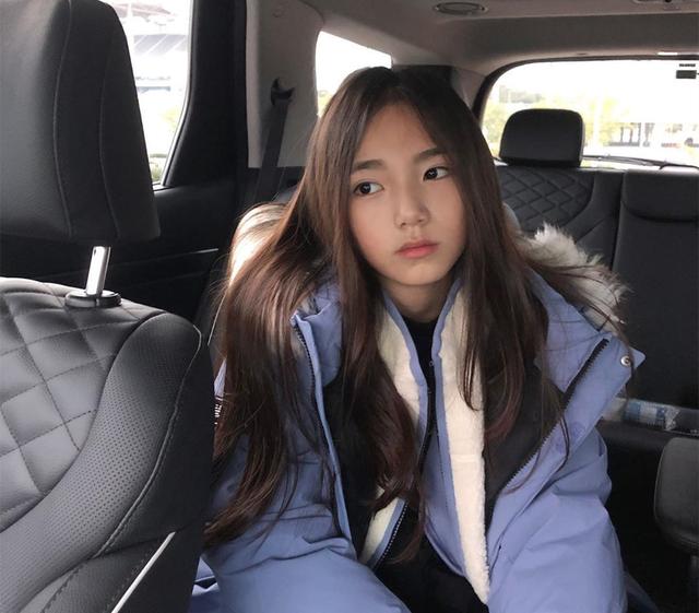 12岁美少女终止发育,全因妈妈财迷心窍,美妆童模到底能走多远?_李恩