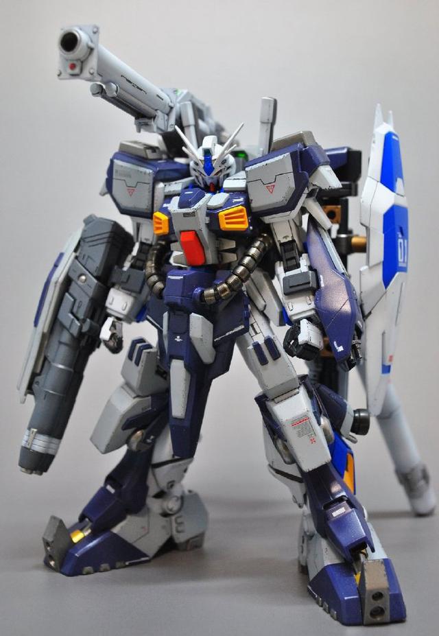 力量感十足,重武装型特列斯坦高达模型