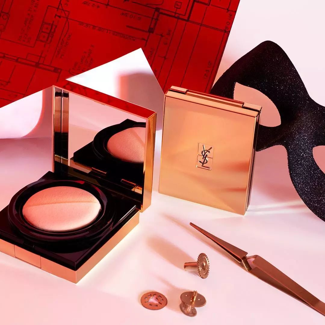 图片来自于@ ysl beauty官网,版权属于原