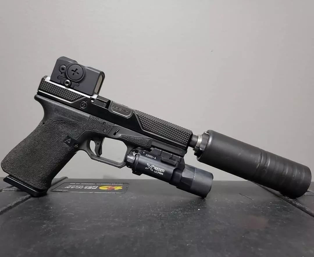 生猛异常的土豪款改装了agencyarms公司套件的手枪图集