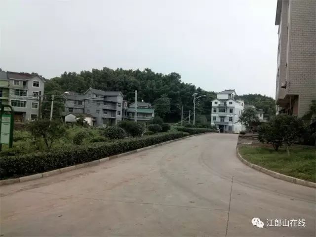 江山市贺村镇佛堂村处处充满浪漫与幸福,这是一片人杰地灵物华天宝的
