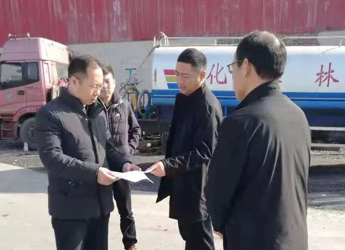 持续督导市交通局强力推进国省干线两侧停车场治理工作