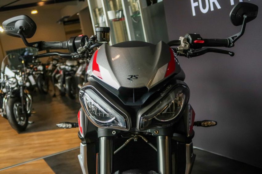 肌肉青蛙凱旋2020款streettriple765rs到店實拍