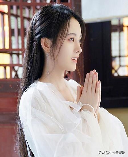 古装美人穿白纱的造型有人呆萌有人经典到张馨予却像个妖精