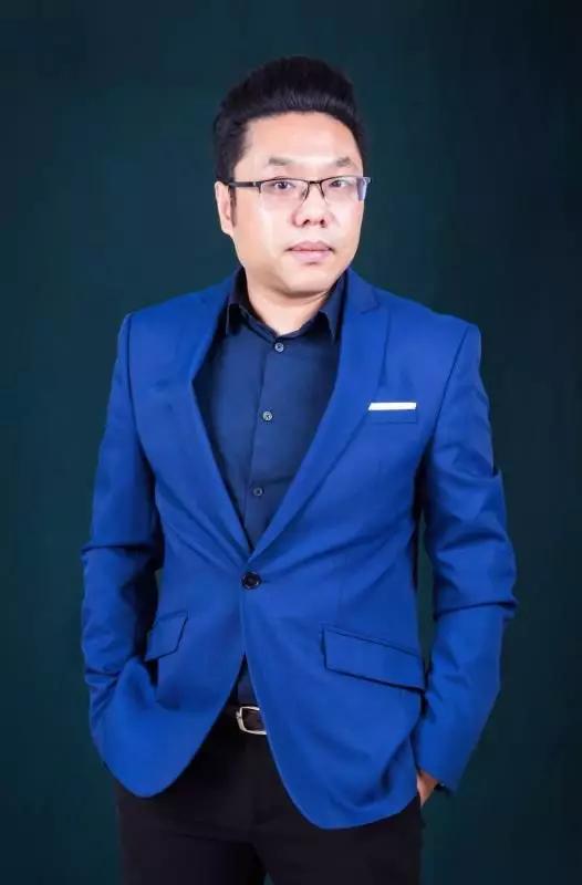 杨飞杨飞紫光学大教育学校事业部总经理&新学说联合创始人《揭秘国际