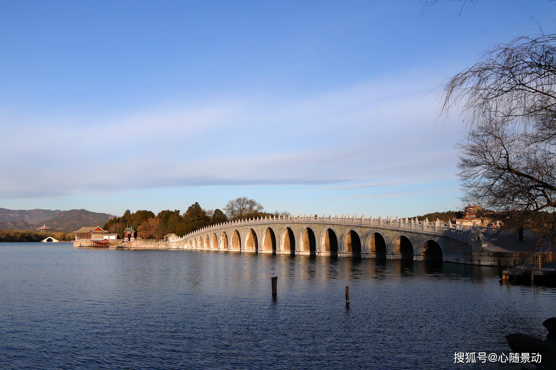 实拍初冬的颐和园:游客和树叶一样稀少,可惜了这绝世美景_景区