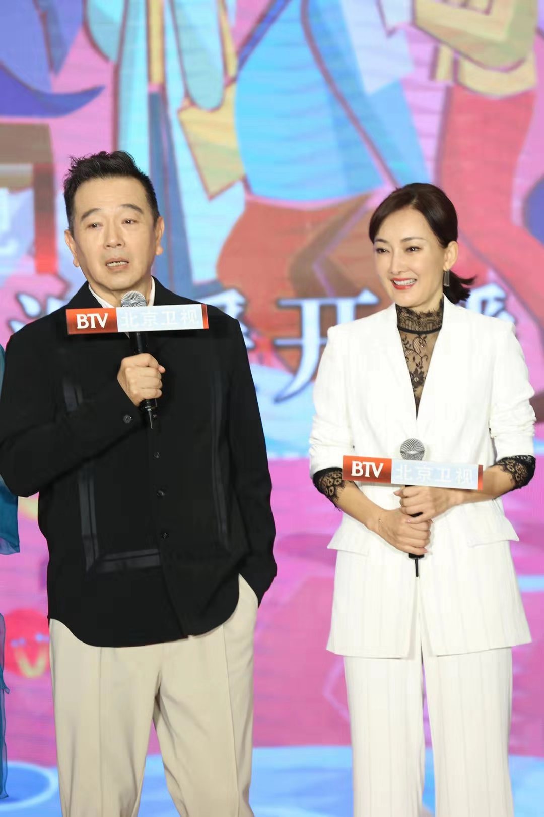 刘敏涛,张晨光,牛莉,梁冠华,王博文,淮文等明星悉数亮相,来共同还原