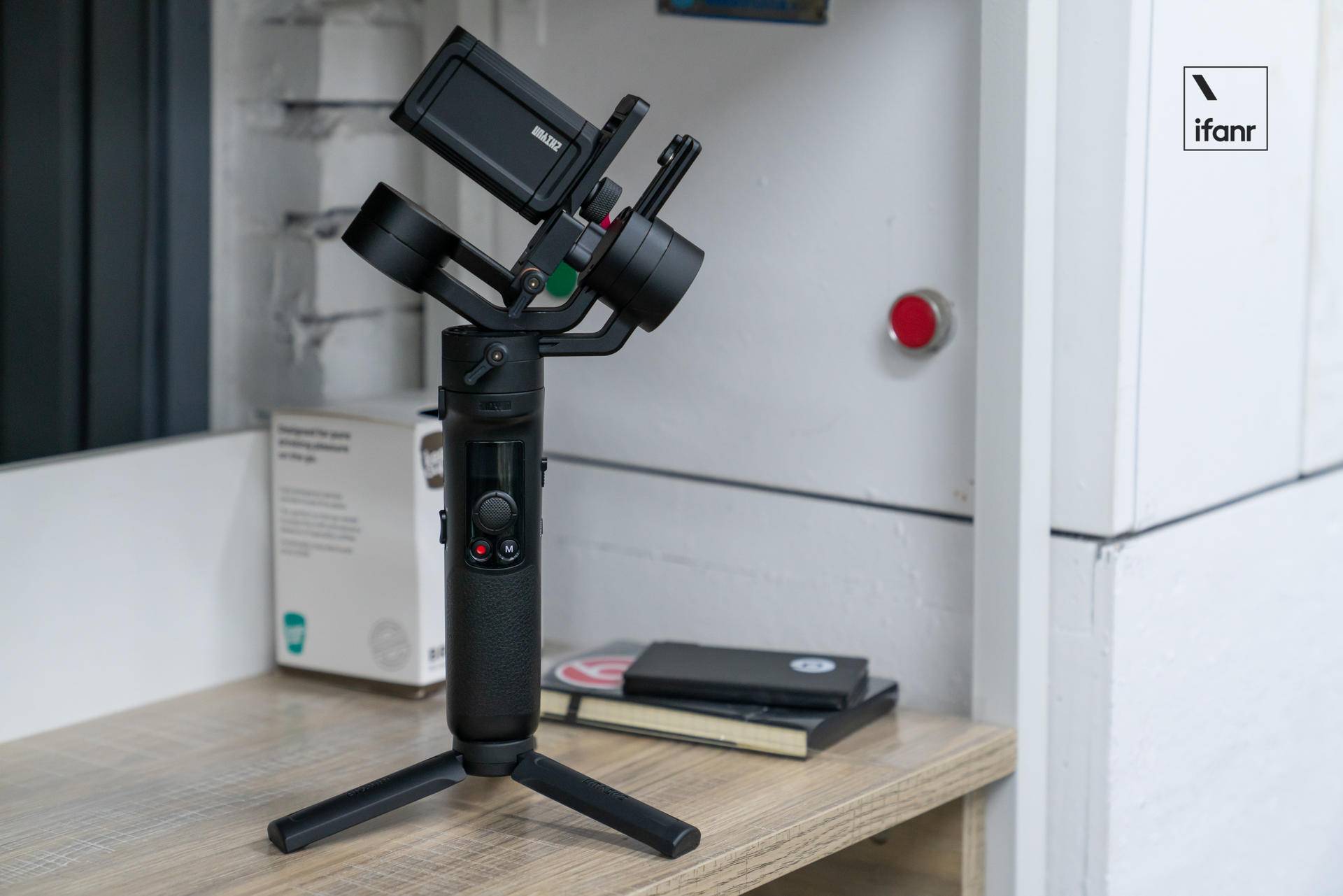 智云weebills云鹤m2评测让新手也能举起相机拍vlog