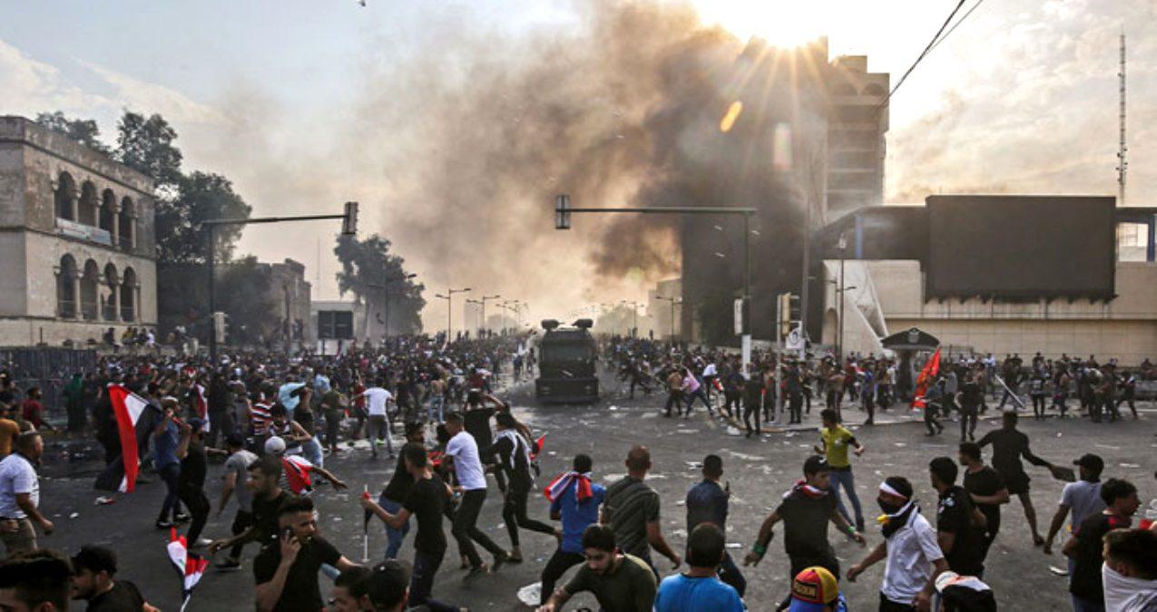 原创伊朗大使馆遇袭,暴徒翻墙纵火,特种部队果断开枪挫败美国阴谋