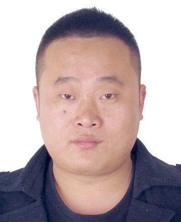 合肥警方悬赏通告!_刘俊