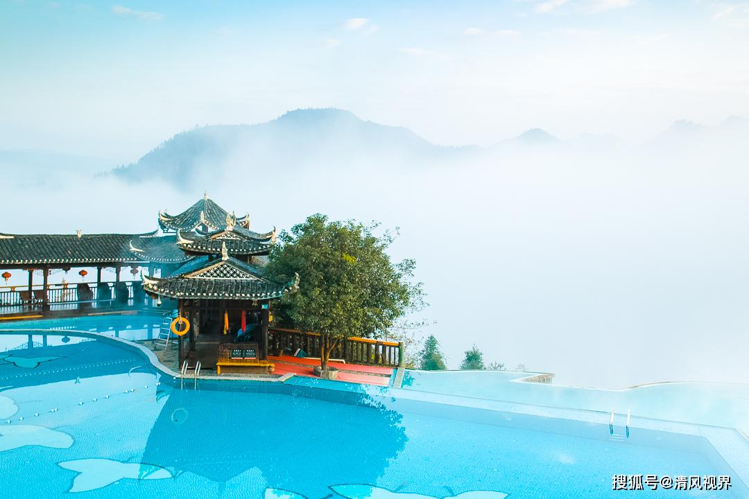 原创人间瑶池中国唯一无边际的高山温泉泳池知道算你牛