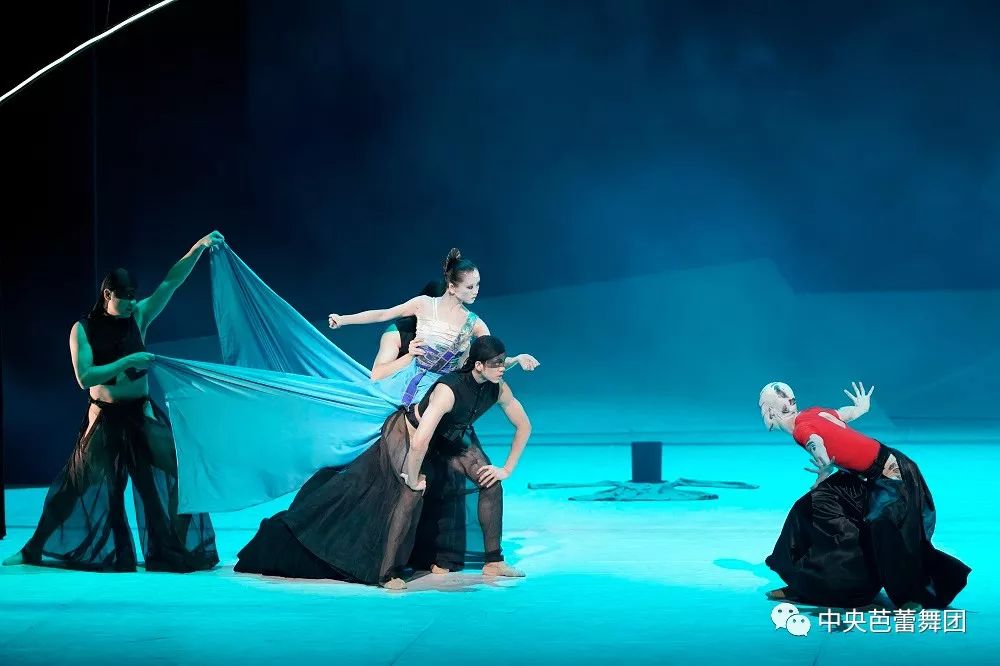 中央芭蕾舞团建团60周年芭蕾舞剧小美人鱼隆重上演