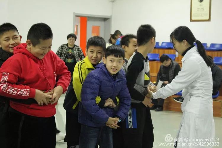 走进力明艺术宫一实小花园校区书香诗韵中队五年级二班研学行