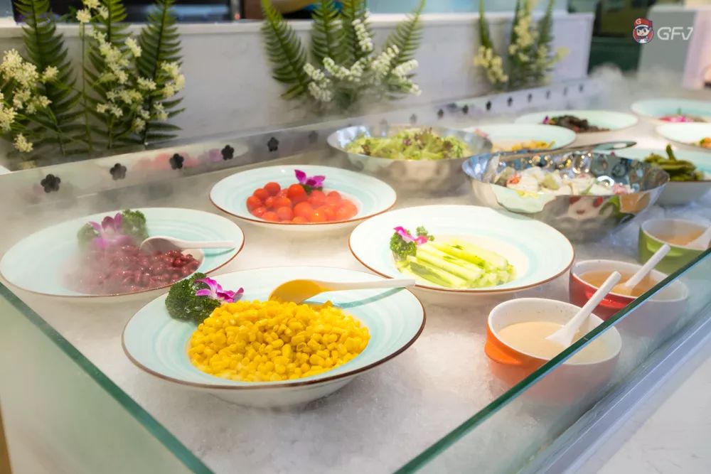 吃牛扒送无限任吃自助餐!开业牛扒买①送①